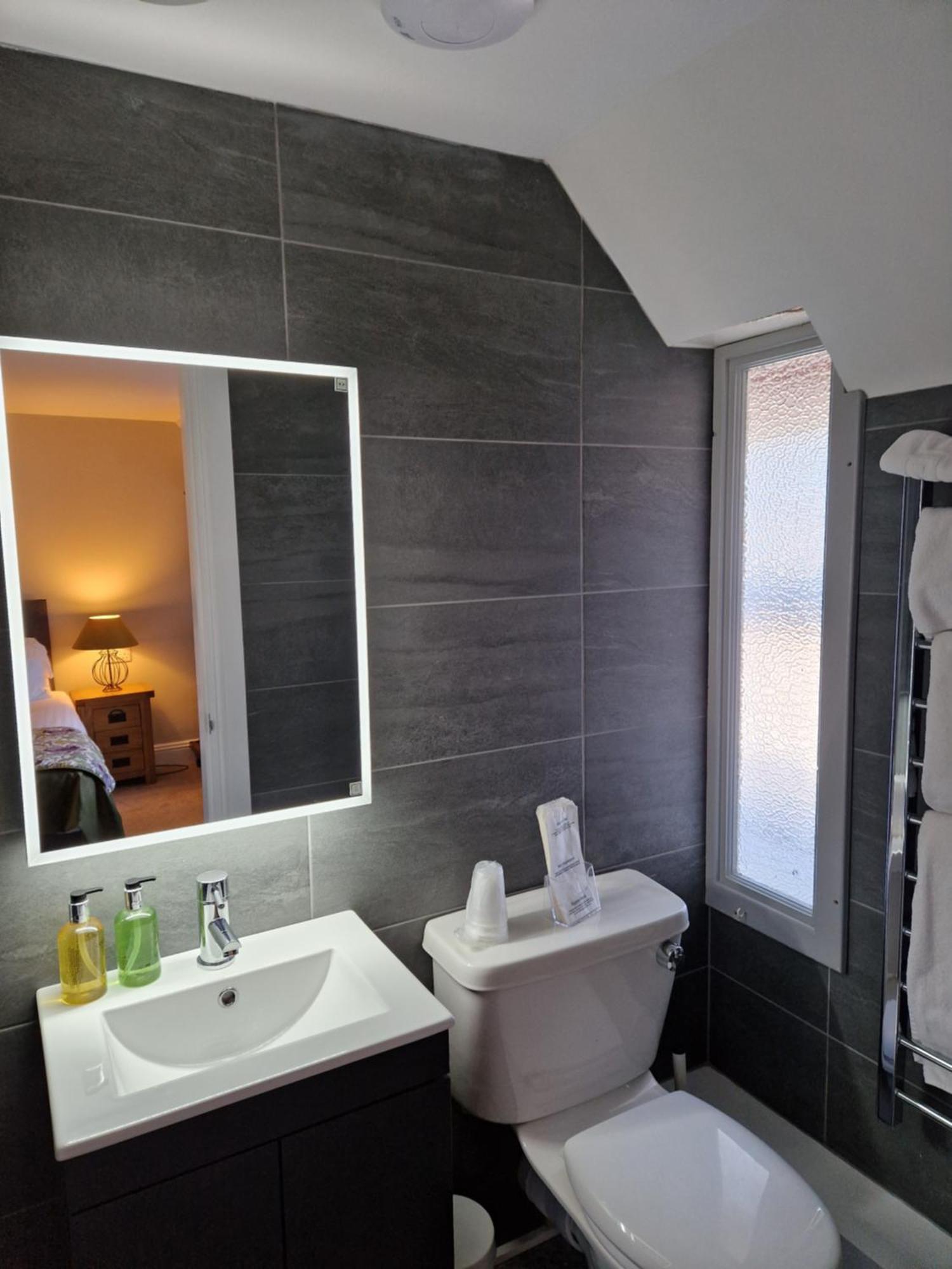 The Dornie Hotel Ngoại thất bức ảnh